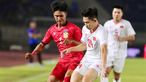 Trực tiếp Việt Nam 1-0 Lào: Ngọc Quang ghi bàn dễ dàng 